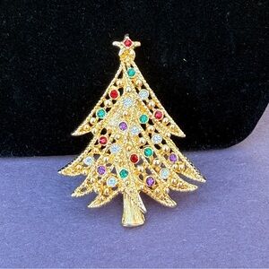 Vintage Rhinestone Christmas Tree Holiday Gold Tone Brooch w/ Multicolor Accents